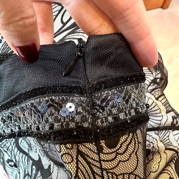 Black and White Skirt with Mesh and Sequin Detail - Picture 4 of 4